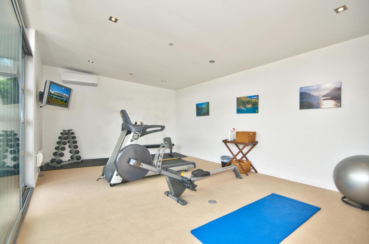 Lakeside Central Studio Apartment ควีนส์ทาวน์ ภายนอก รูปภาพ